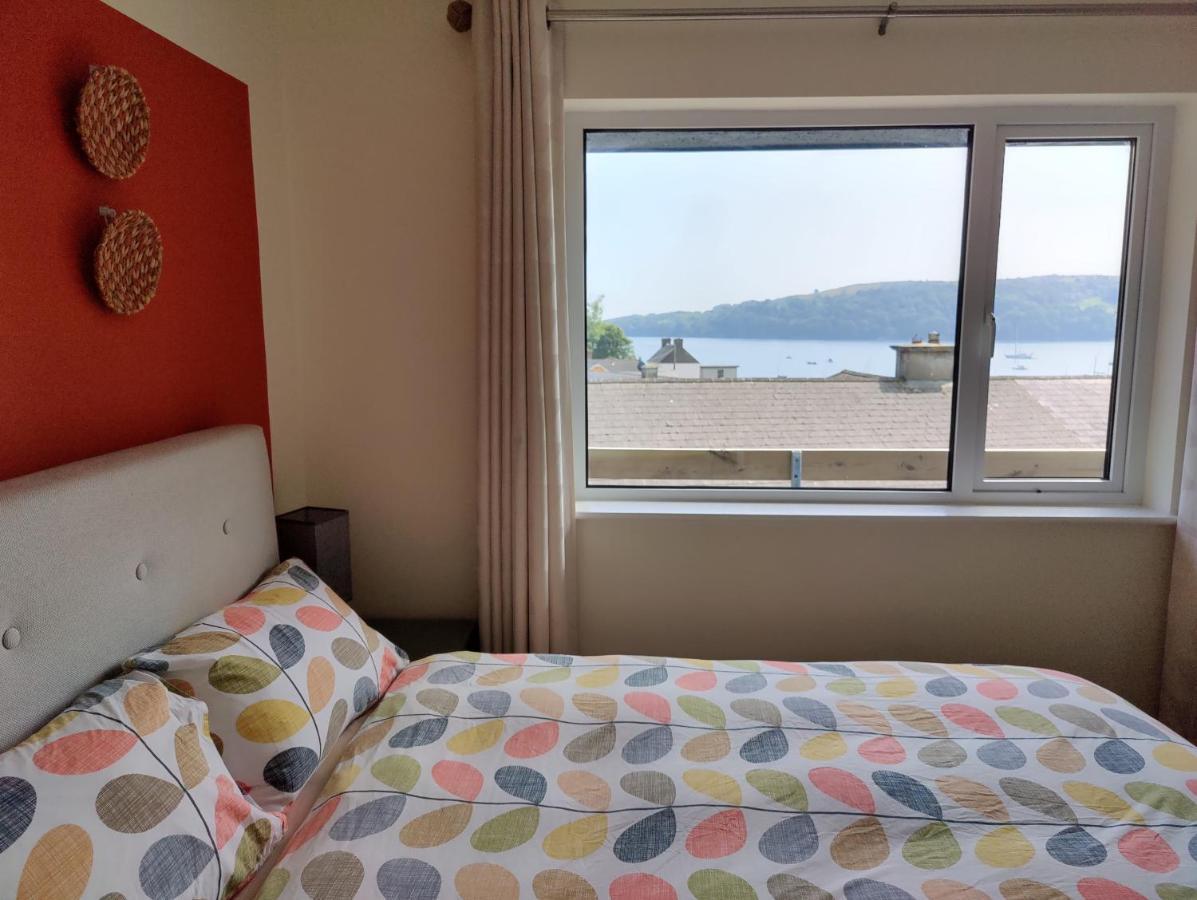 Crow'S Nest Glandore - 3 - Self Catering Apartment Екстериор снимка